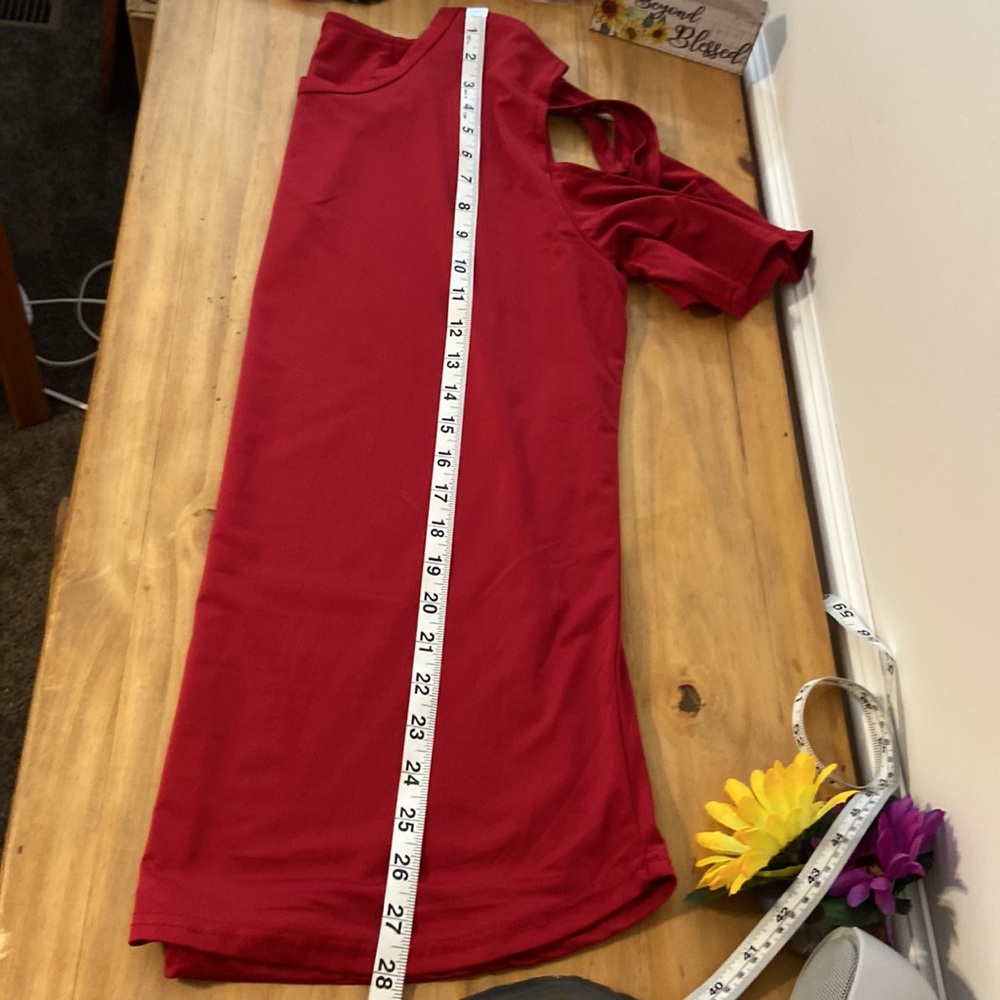 Red cold shoulder top XL Guc - Picture 7 of 11